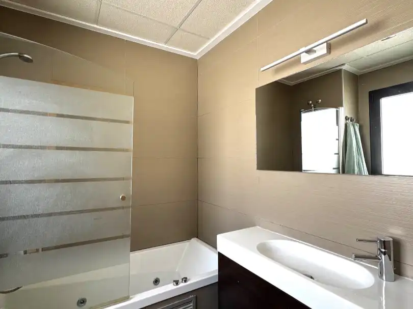 Detached house with pool for sale in Calle 22 388, imagen 15
