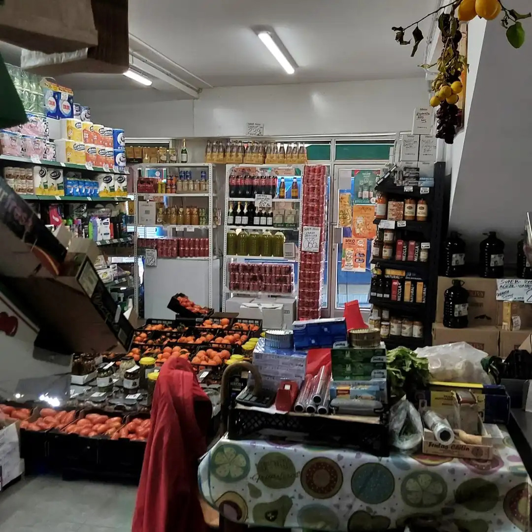 Local en traspaso en Sabadell con Aire acondicionado, Amueblado y Alarma