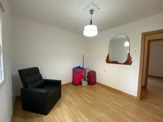Flat for sale in Llaranes