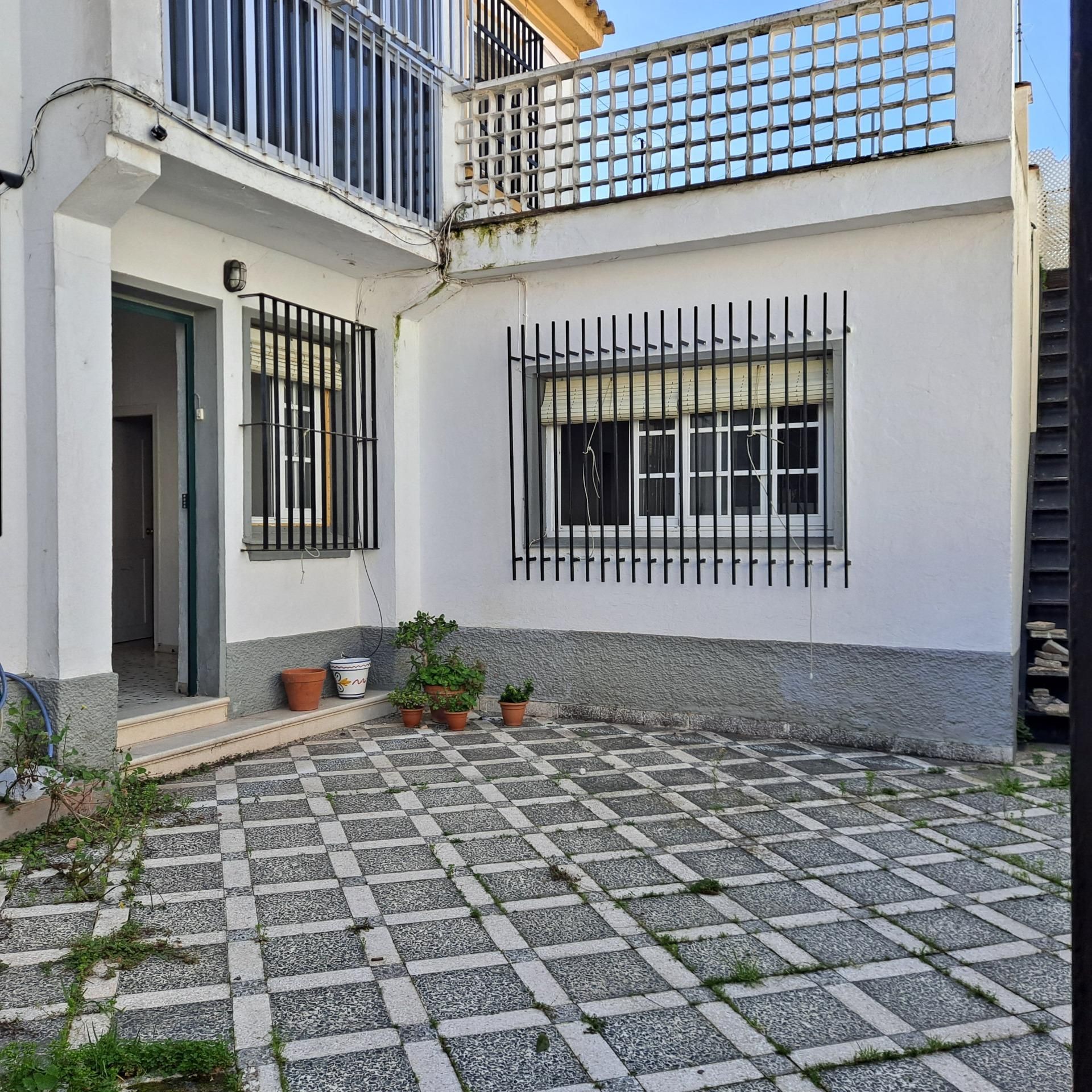 Vista exterior de Planta baixa en venda en Sanlúcar de Barrameda amb Aire condicionat, Calefacció i Terrassa