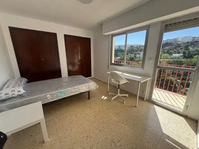 Bedroom of Flat for share in Alcoy / Alcoi  with Terrace and Furnished
