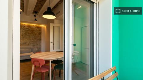 Foto 5 de Piso de alquiler en El Camp de l'Arpa del Clot, Barcelona