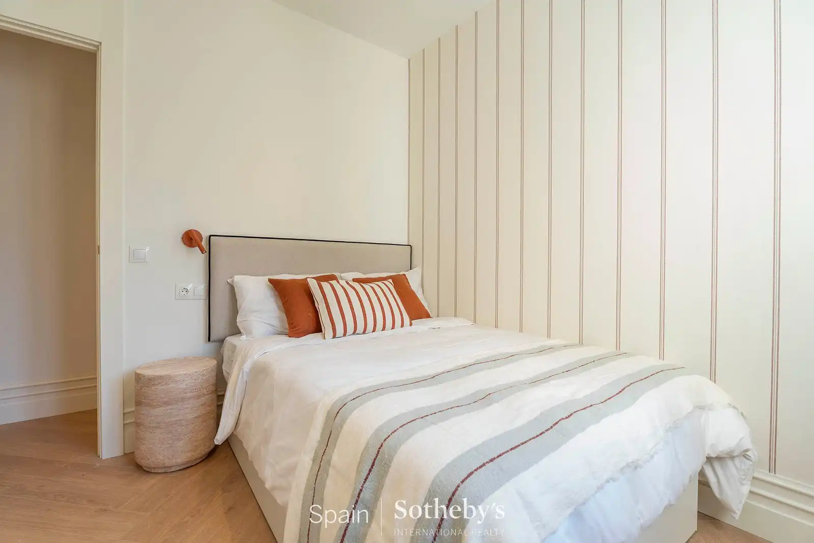 Habitación de Ático en venta en Madrid con Aire acondicionado, Calefacción y Terraza