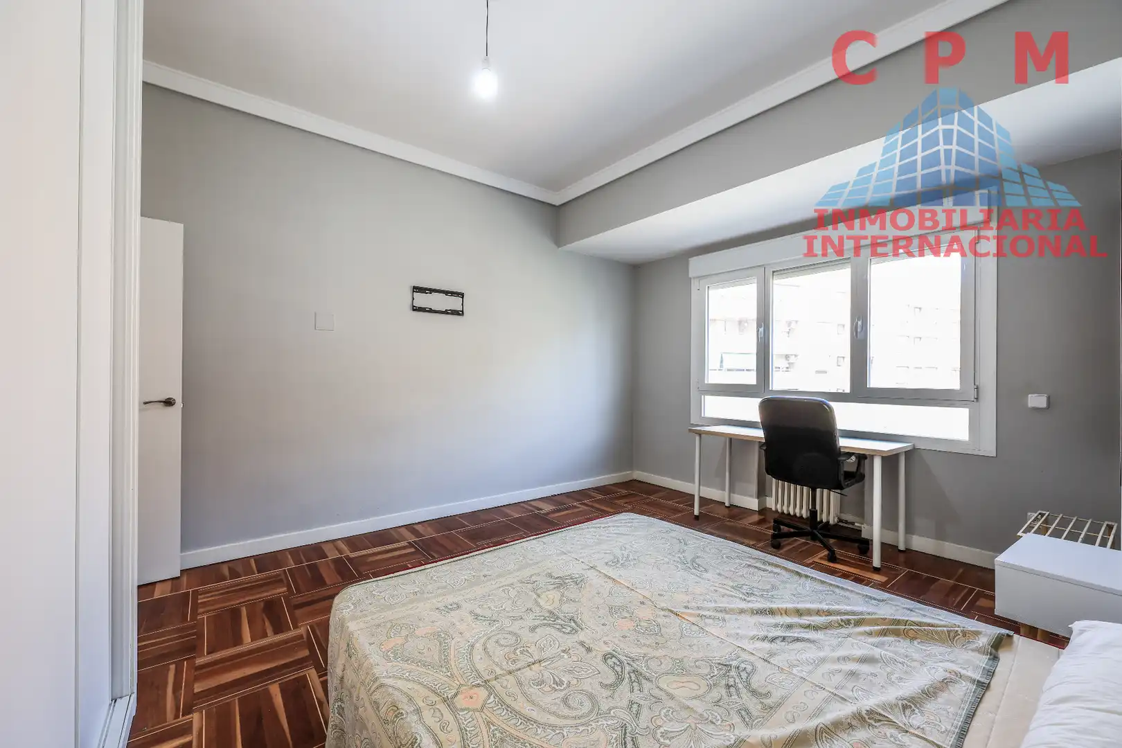 Schlafzimmer von Wohnung zur Miete in Madrid mit Klimaanlage, Heizung und Parkett