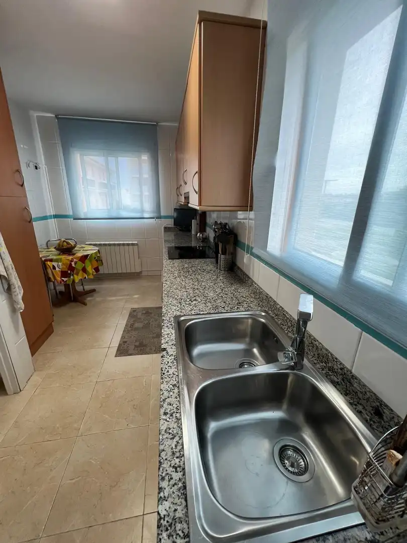 Cuina de Casa o xalet en venda en Creixell amb Calefacció i Jardí privat