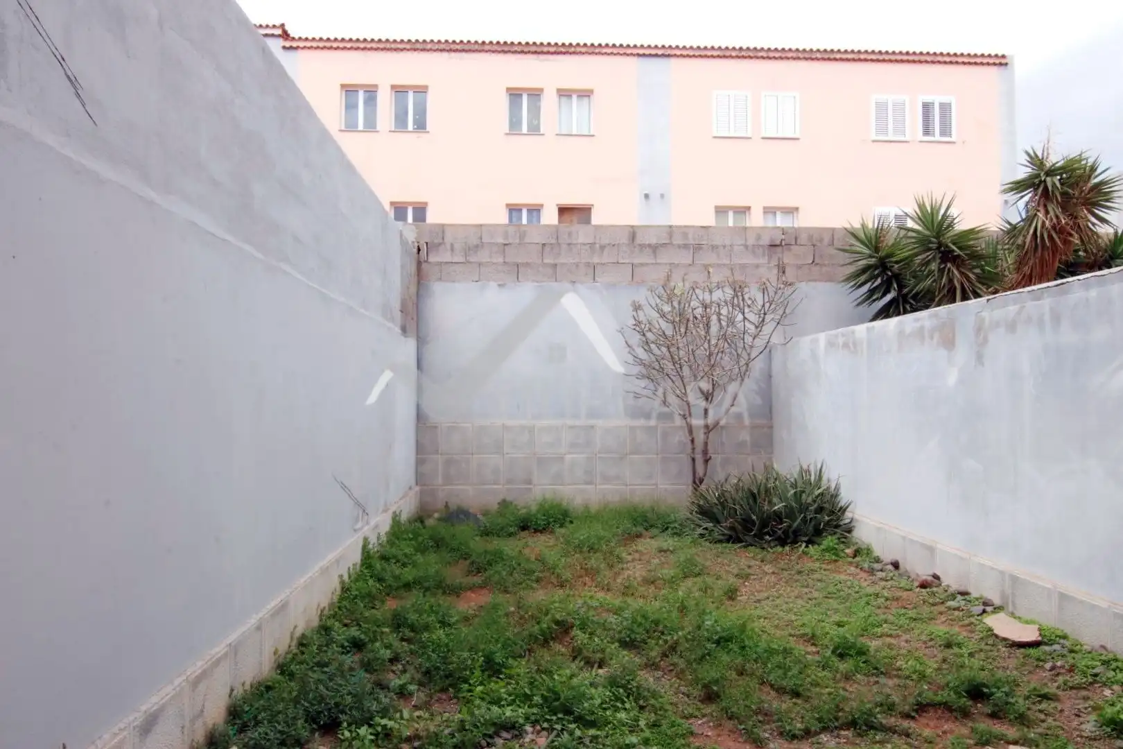 Dúplex en venta en Santa Lucía de Tirajana con Jardín privado