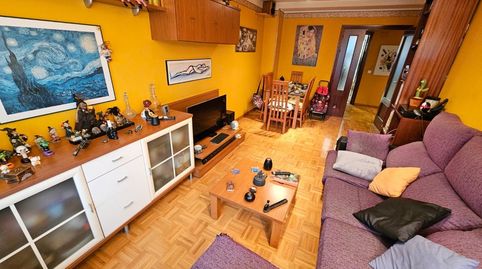 Foto 5 de Piso en venta en Calle Toso Muñiz, Versalles, Avilés