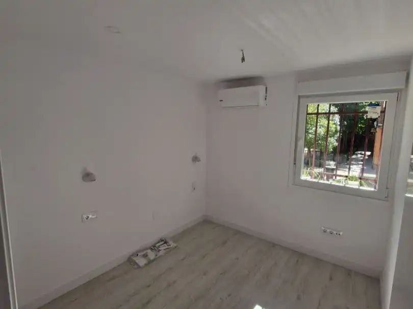 Bedroom of Flat for sale in Veredillas