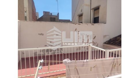 Foto 5 de Casa o xalet en venda a Poeta Llombart, Centro Puerto, Sagunto / Sagunt