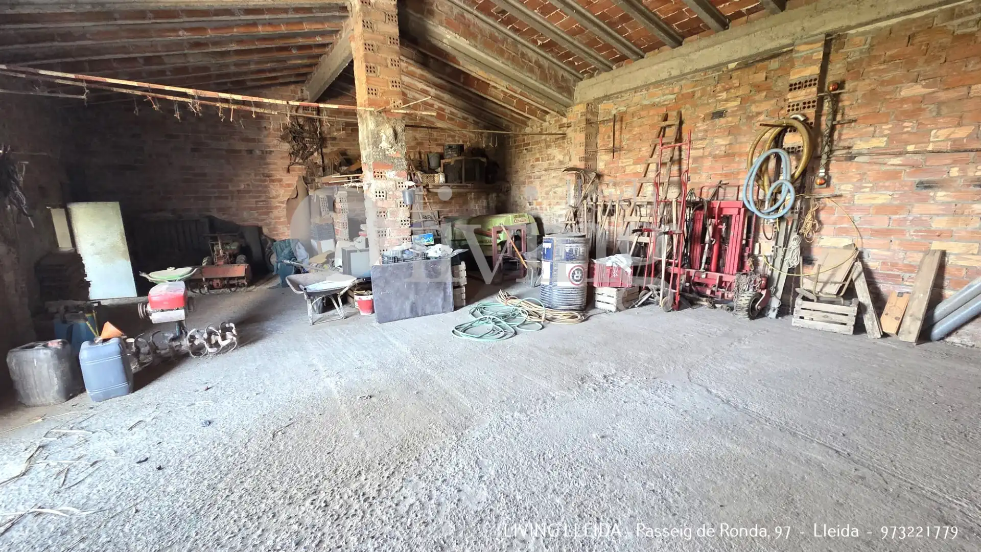 Houses for sale in Lleida  with Heating, Private garden and Storage room