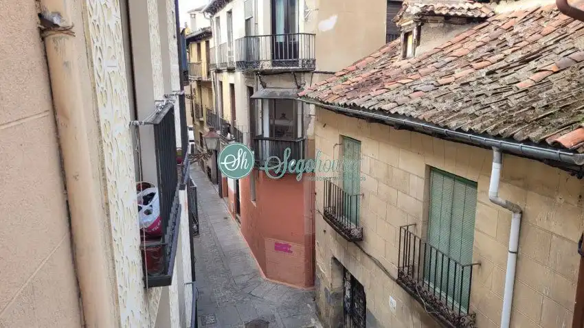 Vista exterior de Piso en venta en Segovia con Calefacción y Balcón