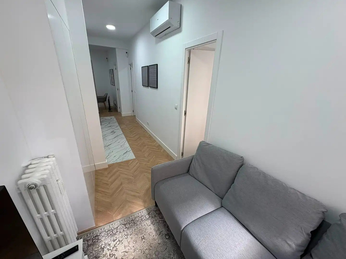 Flat for rent in Madrid  with Air Conditioner, Heating and Furnished