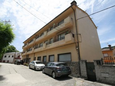Piso con balcón en venta en Camino de las Piscinas 12