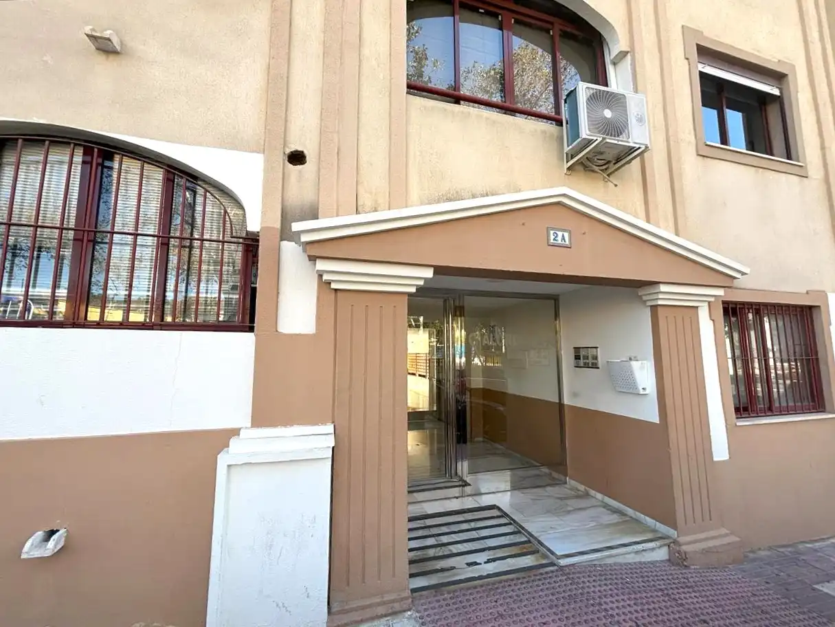 Vista exterior de Apartament en venda en Benalmádena amb Aire condicionat i Terrassa