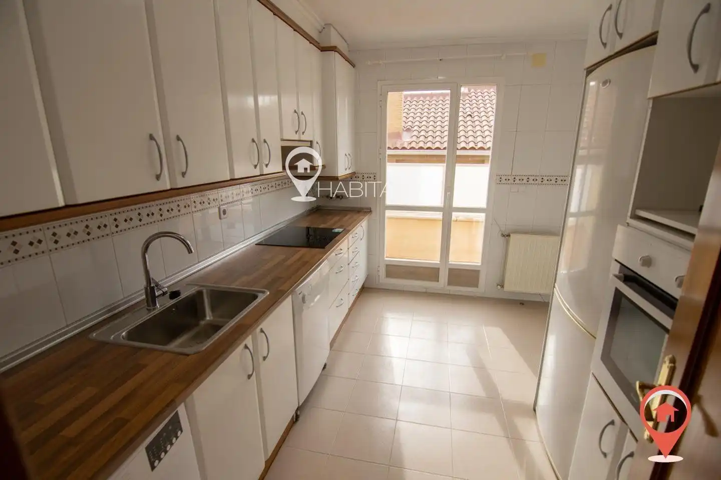 Cuina de Casa o xalet en venda en Cuenca amb Calefacció i Terrassa