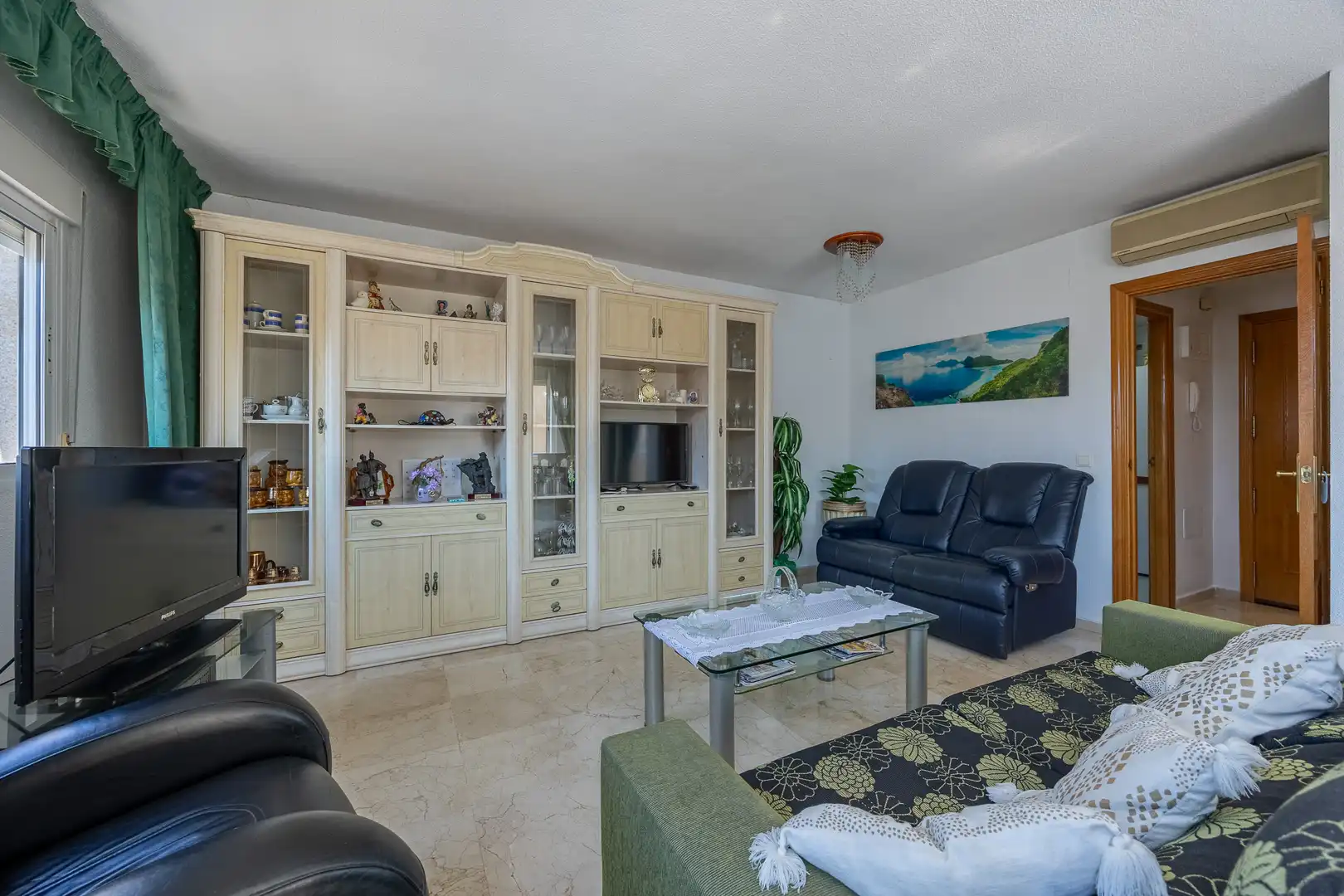 Living room of Flat for sale in Benidorm  with Swimming Pool and Community pool