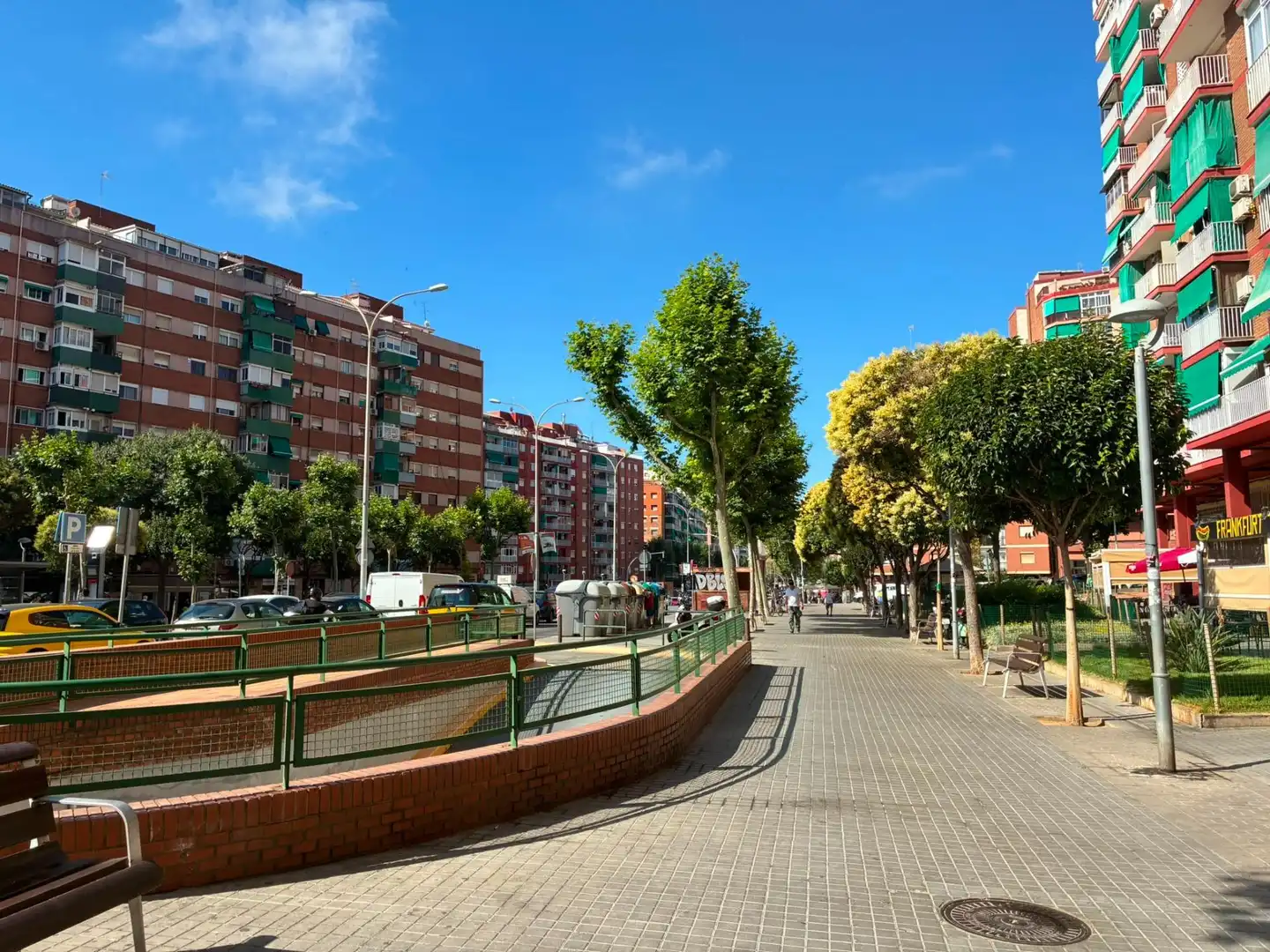 Vista exterior de Garaje en venta en Badalona