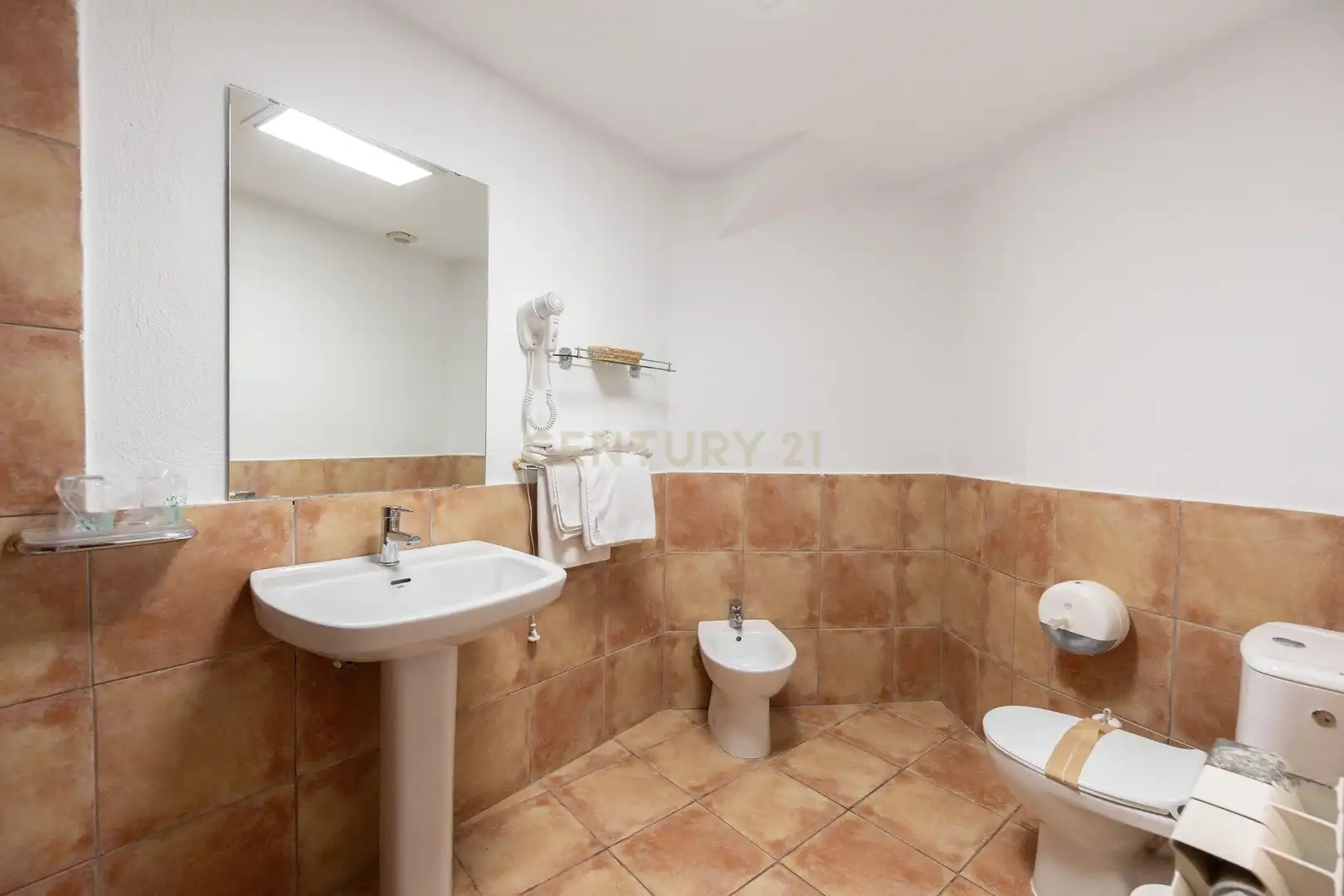 Badezimmer von Gebäude zum Verkauf in Sierra Nevada mit Gemeinschaftspool