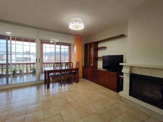 Casa adosada en Venta en Carretera Ribes, 11 en Montserrat - El Passeig