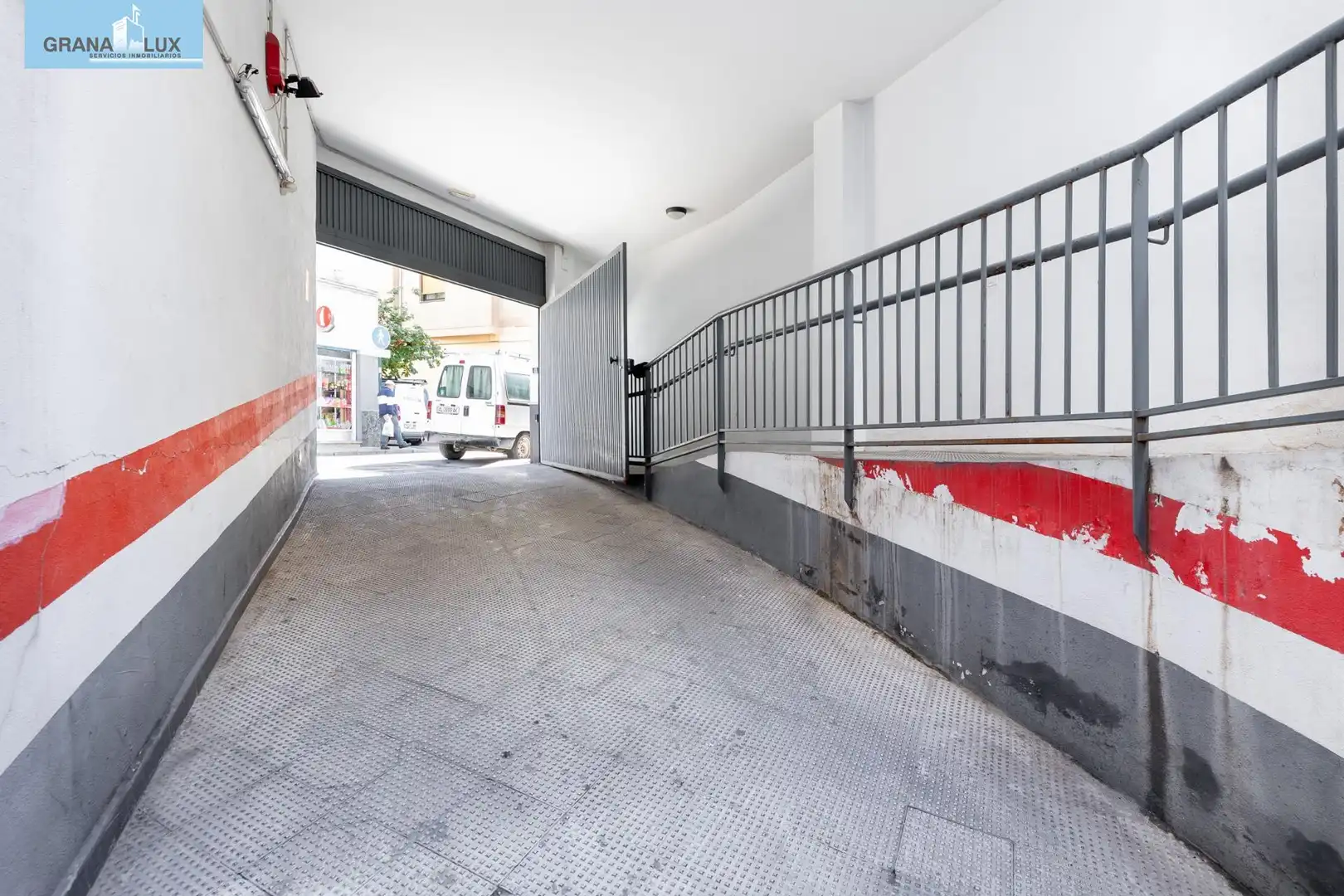 Piso con ascensor en venta en Calle Santa Adela, imagen 23