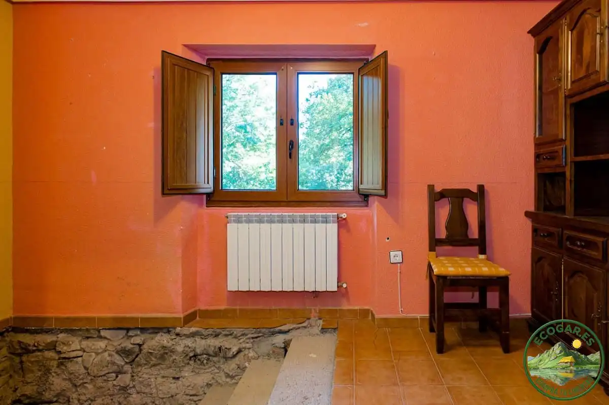 Casa o chalet en venta en Cabrillanes con Calefacción, Trastero y Amueblado