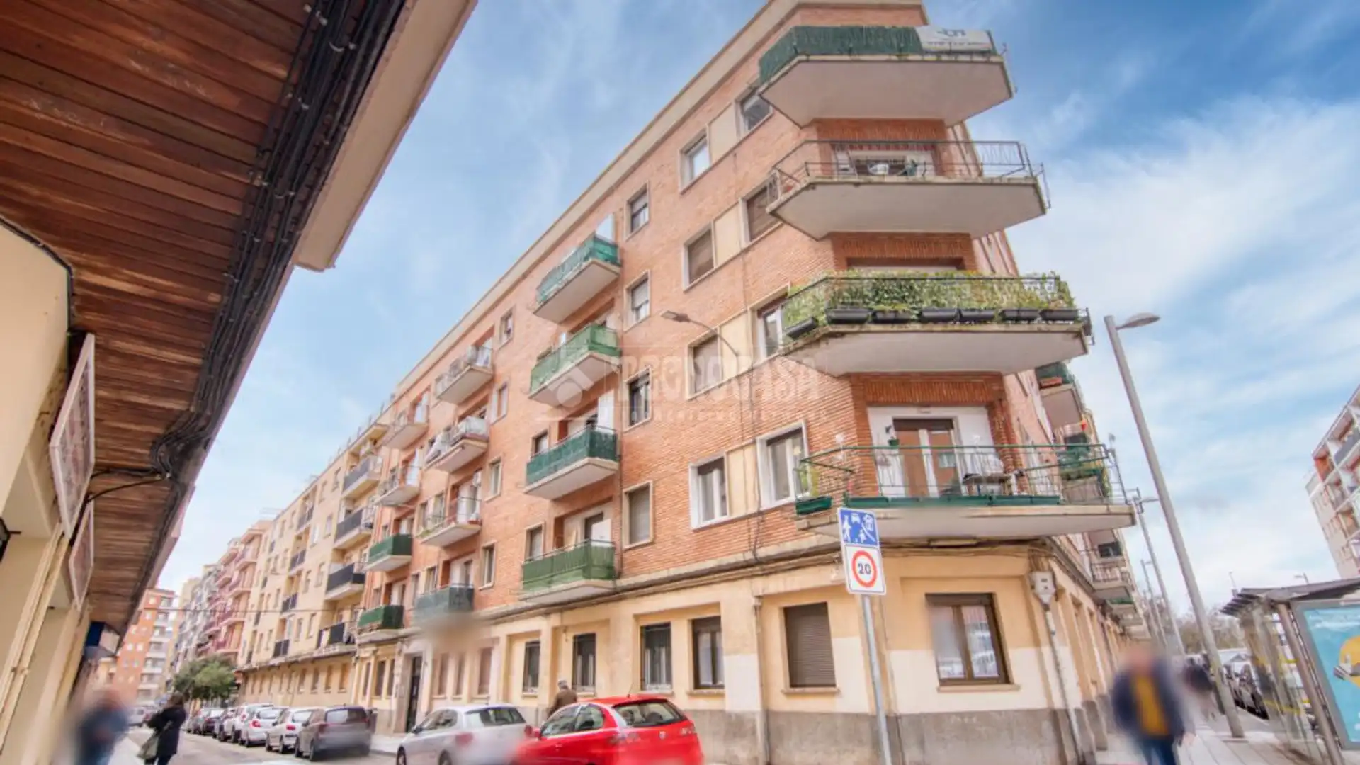 Exterior view of Flat for sale in Salamanca Capital  with Heating and Furnished