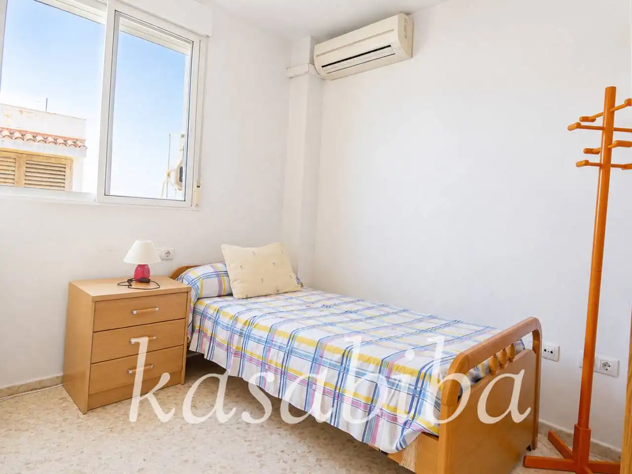 Bedroom of Flat for sale in Manises  with Air Conditioner and Heating