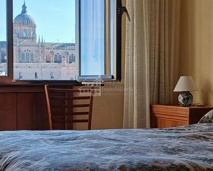 Bedroom of Flat for sale in Salamanca Capital  with Balcony