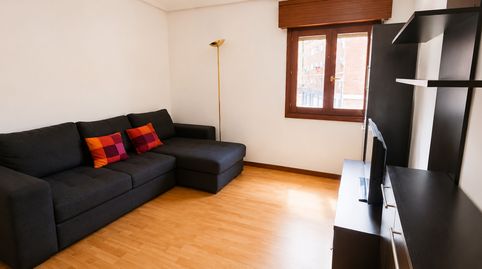 Foto 2 de Piso en venta en Uretamendi, Bilbao