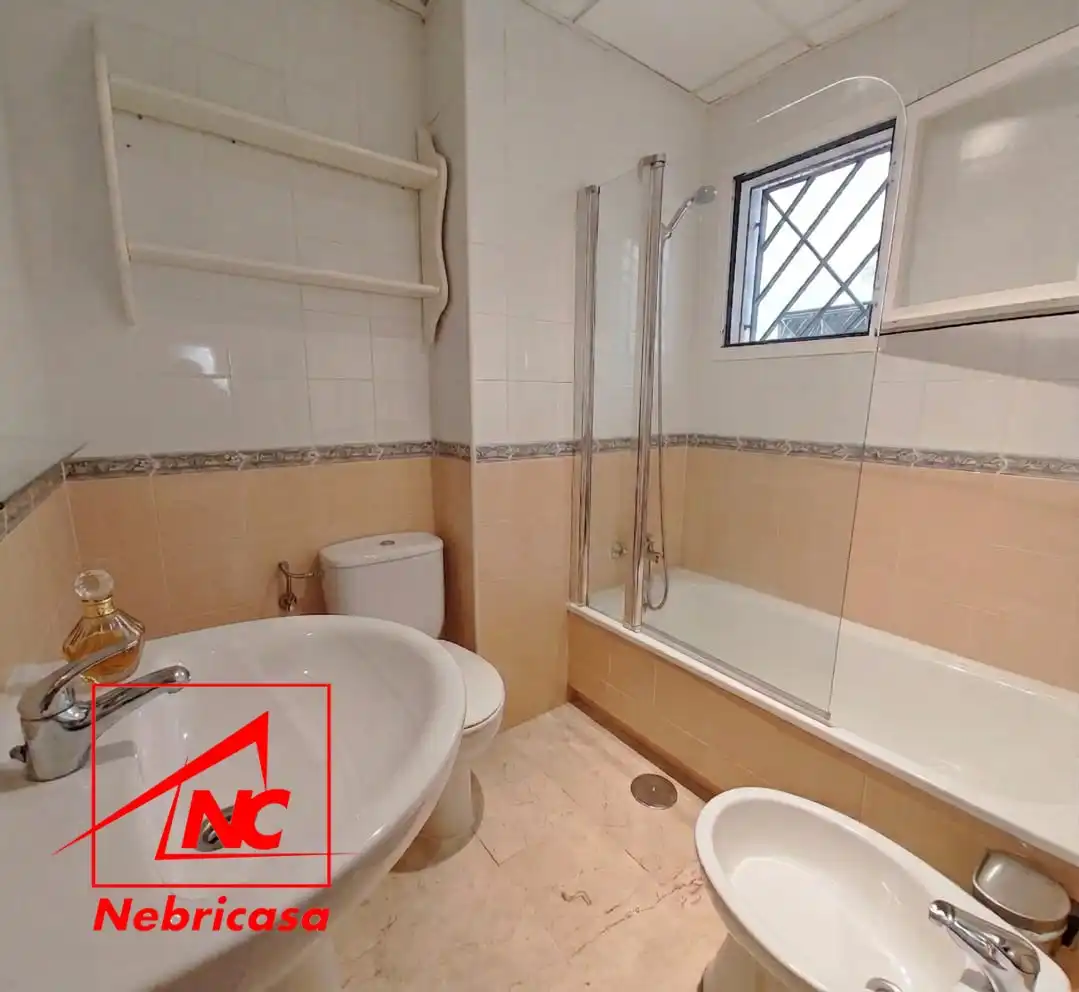 Bathroom of Flat for sale in Rota  with Air Conditioner, Terrace and Storage room