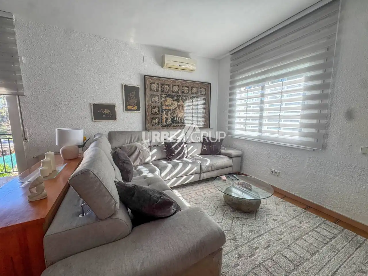 Wohnzimmer von Haus oder Chalet zum Verkauf in Sant Esteve Sesrovires mit Klimaanlage, Heizung und Terrasse
