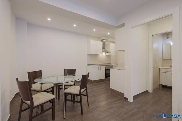 Planta baja en Venta en Sants