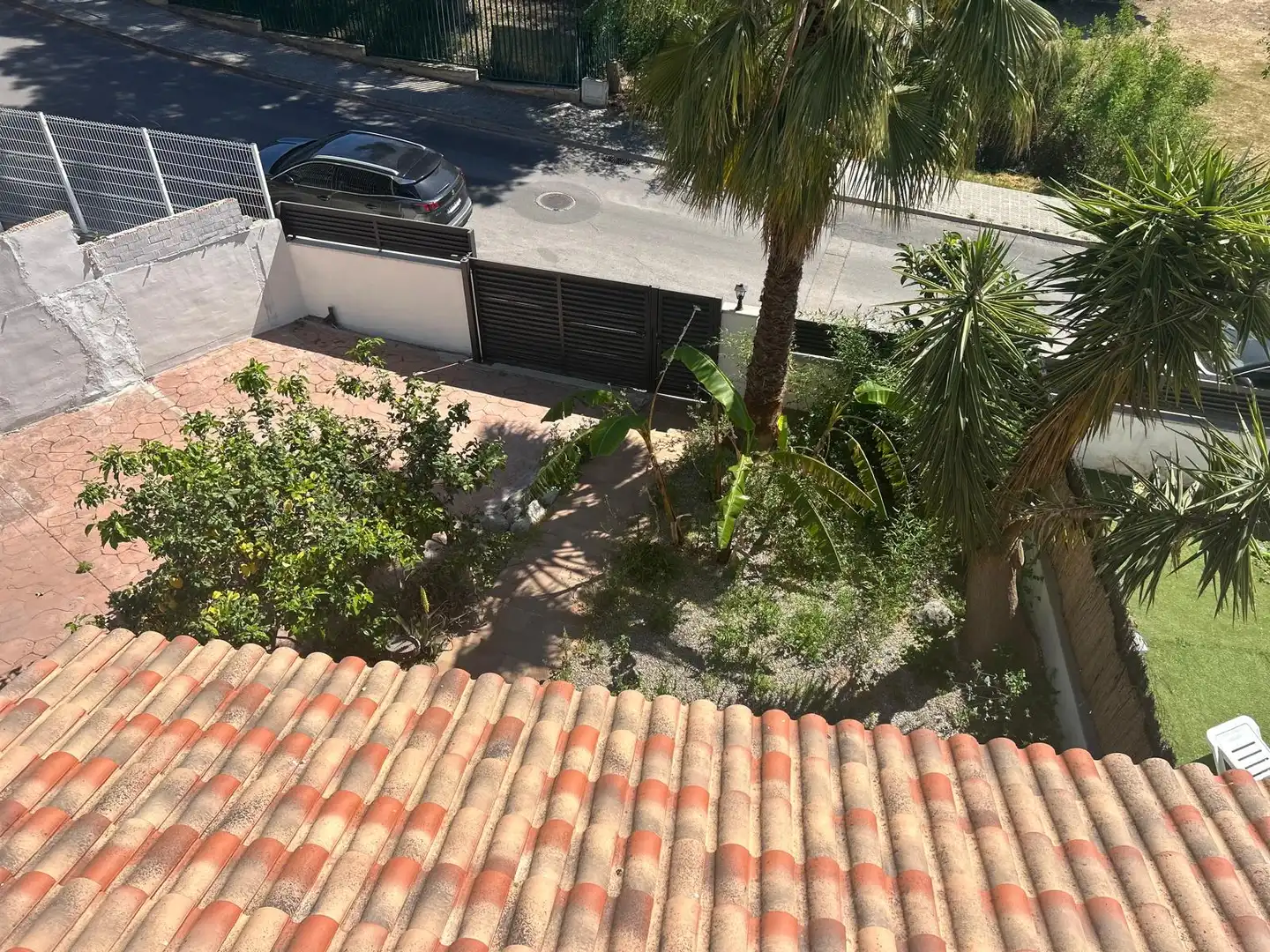 Vista exterior de Casa adosada en venta en Vilanova i la Geltrú con Aire acondicionado, Calefacción y Jardín privado