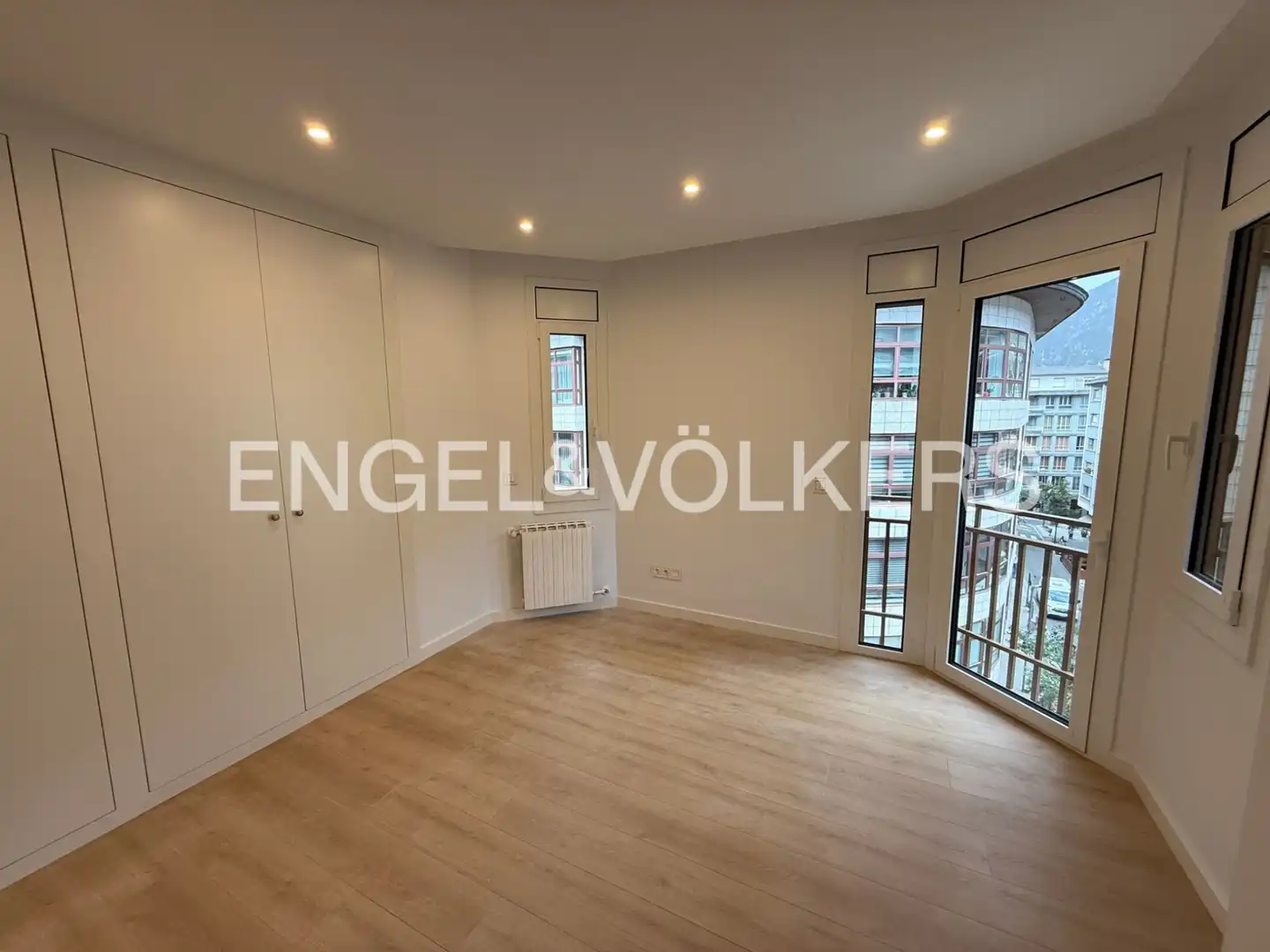 Habitación de Piso de alquiler en Andorra la Vella con Calefacción, Parquet y Terraza