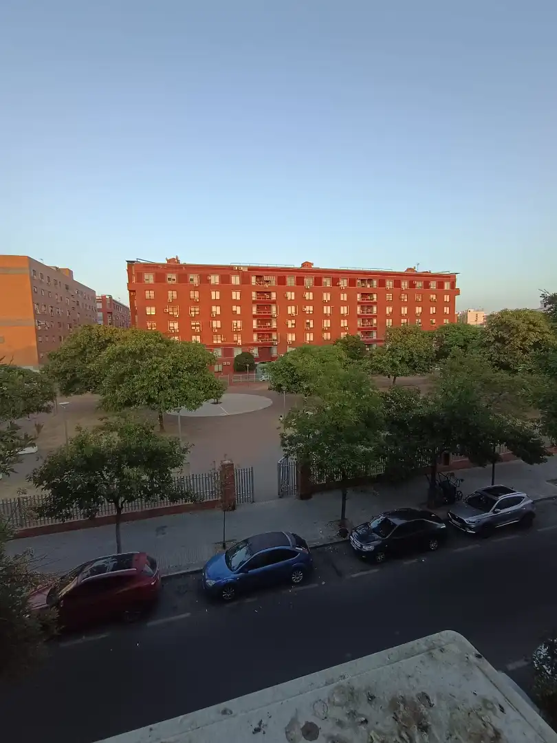 Flat for sale in Calle Estornino 22, imagen 2