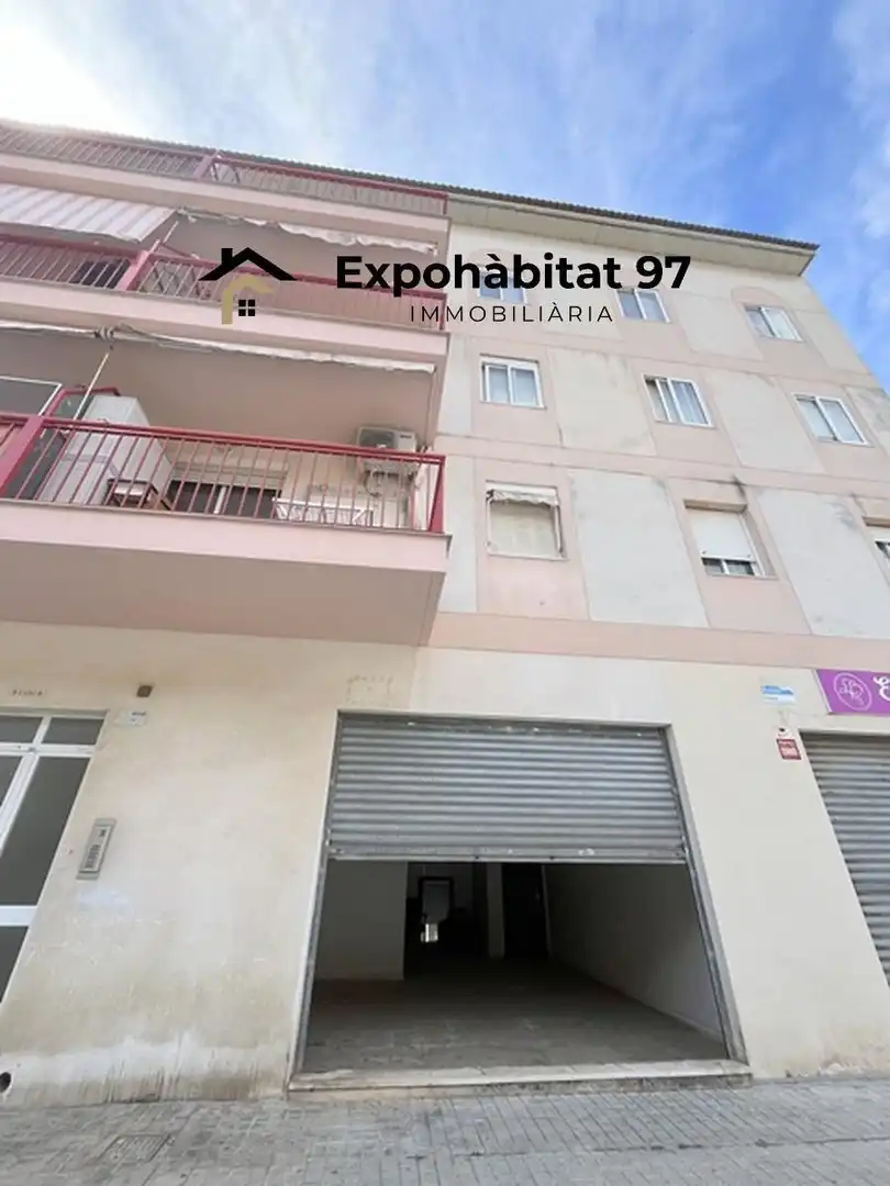 Local comercial en venta en Carrer Riu Algars 5, imagen 4