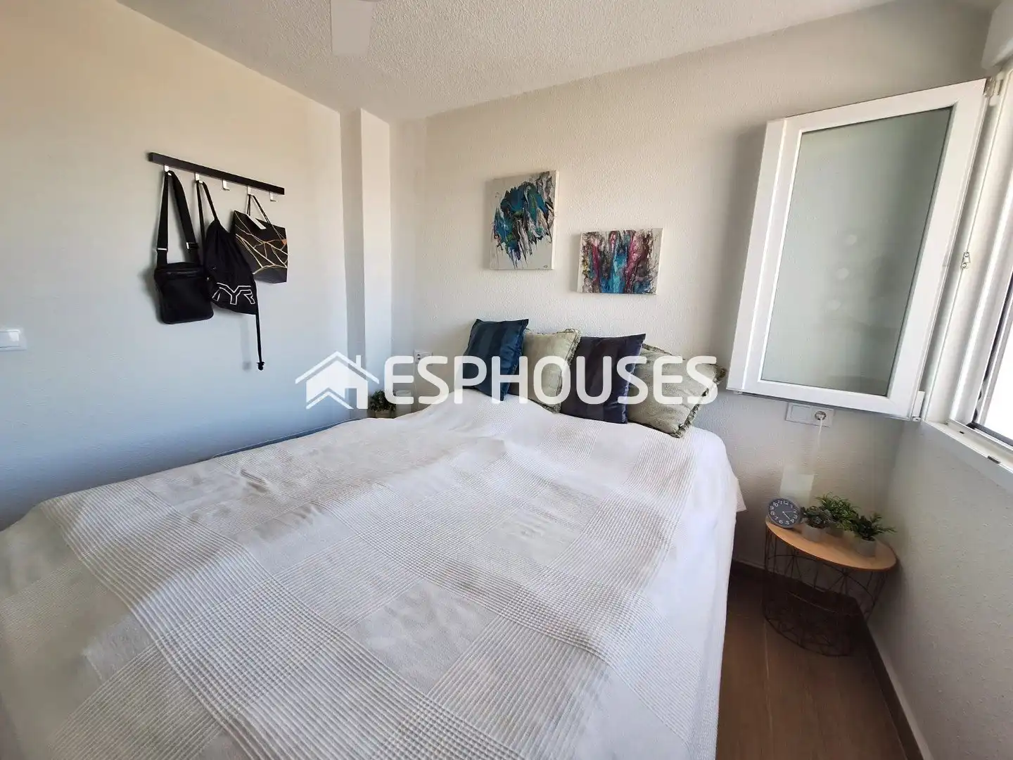 Dormitori de Apartament en venda en Rojales amb Aire condicionat, Terrassa i Moblat