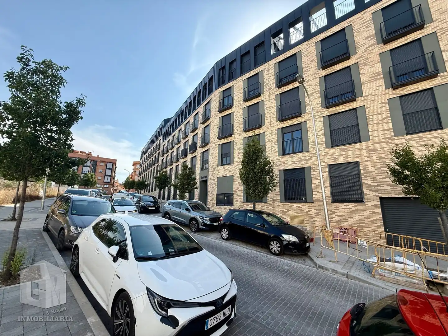 Exterior view of Apartments for rent in Madrid  with Air Conditioner, Heating and Storage room