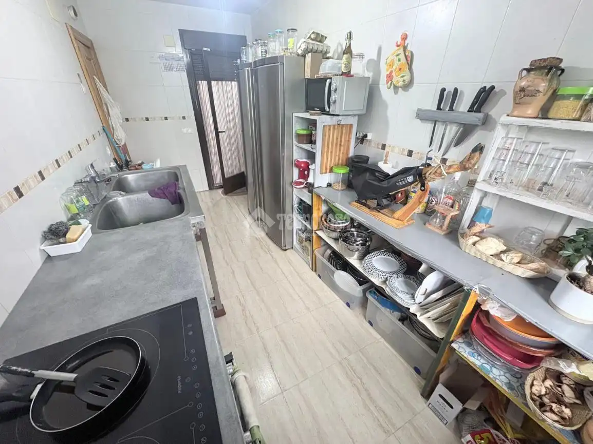Cocina de Casa adosada en venta en Velada con Aire acondicionado, Calefacción y Jardín privado