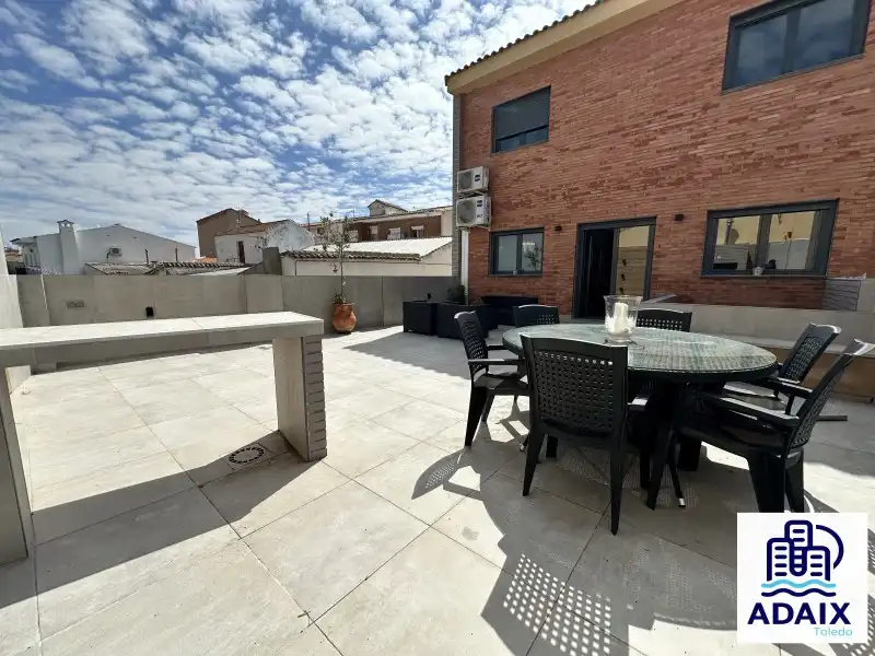 Casa adosada en venda a Calle Cañuelo, 22, Almonacid de Toledo