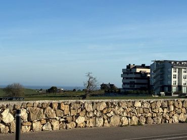 Wohnbaugrundstück zum Verkauf in Suances