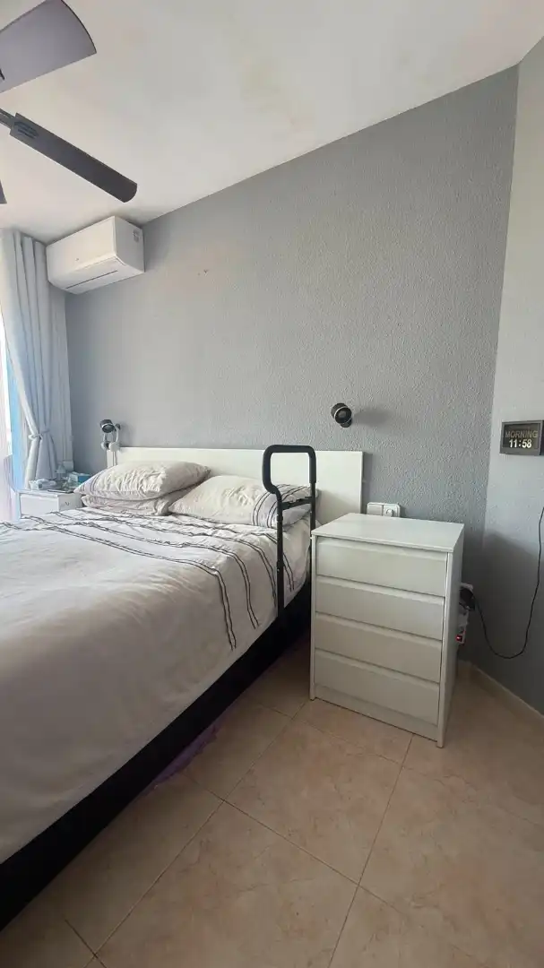 Habitación de Apartamento en venta en Sant Antoni de Portmany con Aire acondicionado, Terraza y Amueblado