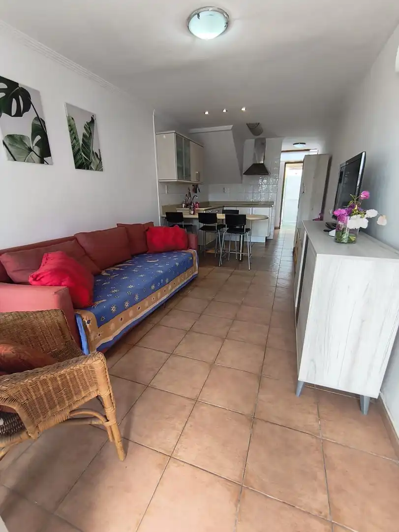 Sala d'estar de Pis en venda en San Bartolomé de Tirajana amb Terrassa, Piscina i Moblat