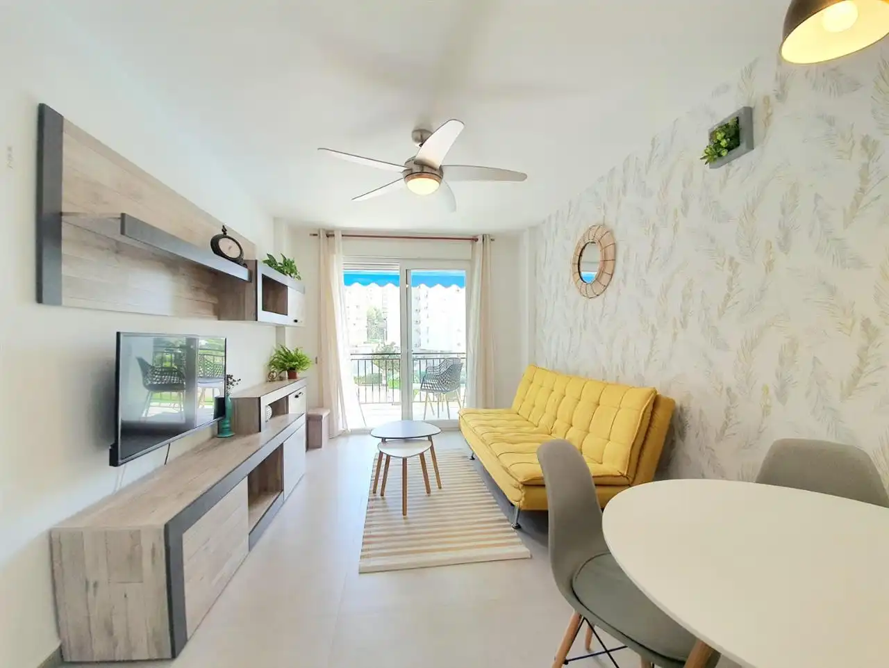 Sala de estar de Dúplex de alquiler en Villajoyosa / La Vila Joiosa con Piscina y Amueblado