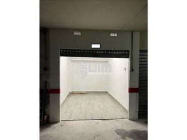 Aparcamiento en venta en DAOIZ
