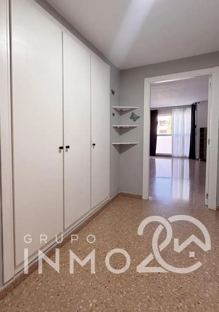 Flat for sale in Plaza Xúquer