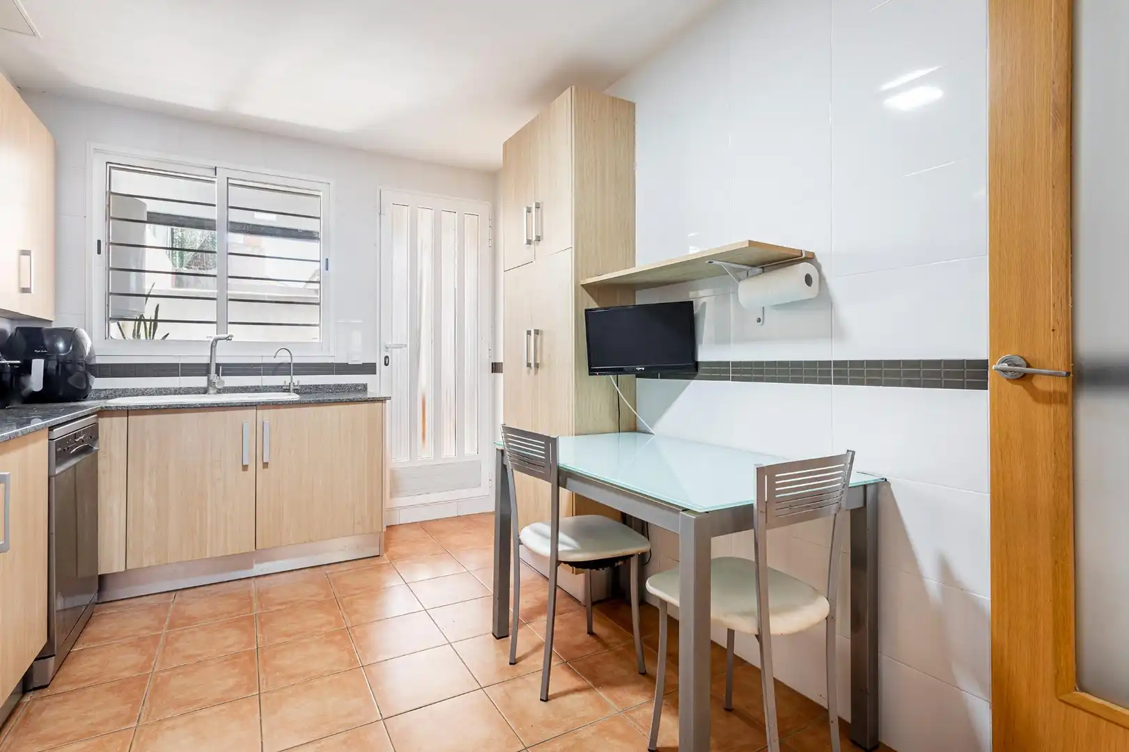 Cocina de Casa adosada en venta en Montserrat con Aire acondicionado, Jardín privado y Terraza