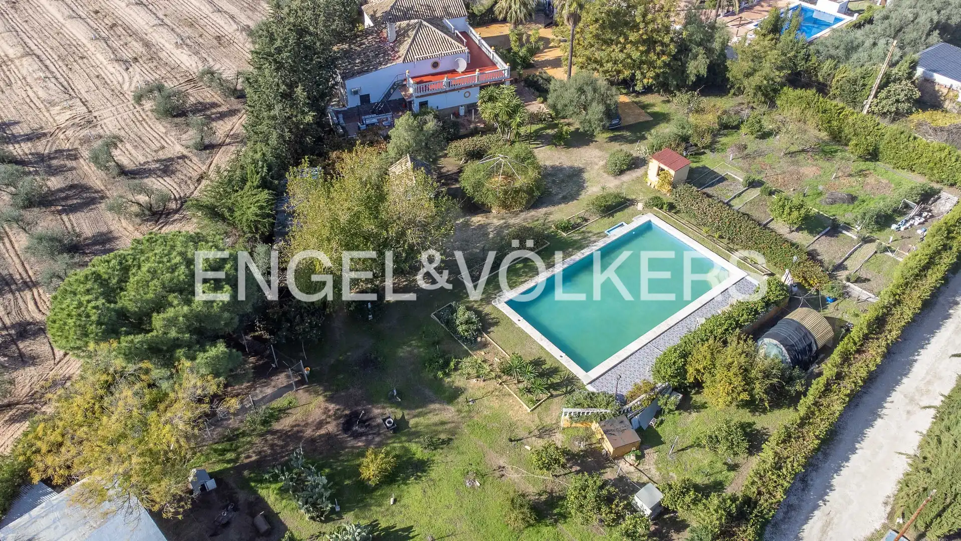 Houses for sale in Morón de la Frontera  with Air Conditioner, Heating and Private garden