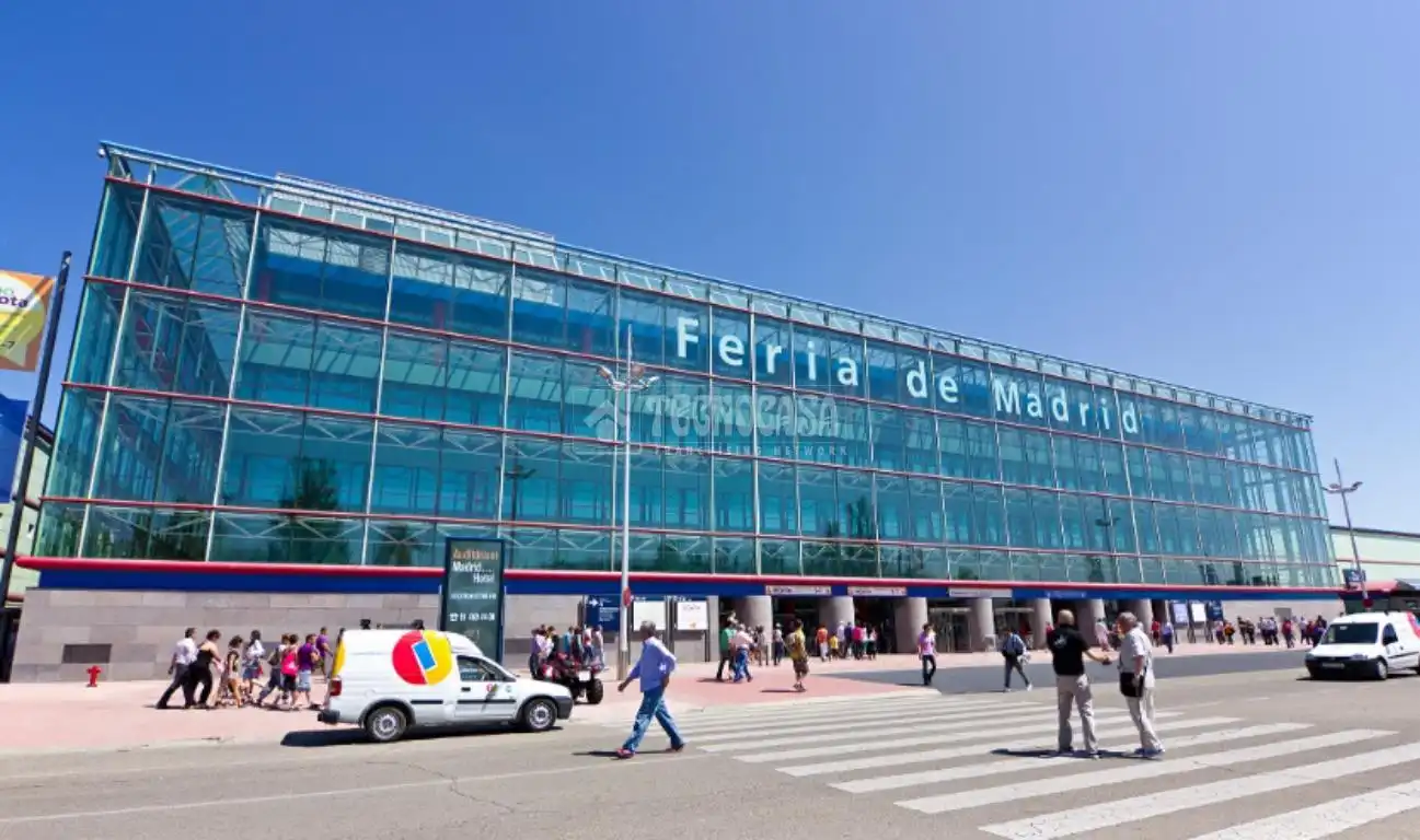 Vista exterior de Piso en venta en Madrid con Aire acondicionado, Calefacción y Parquet