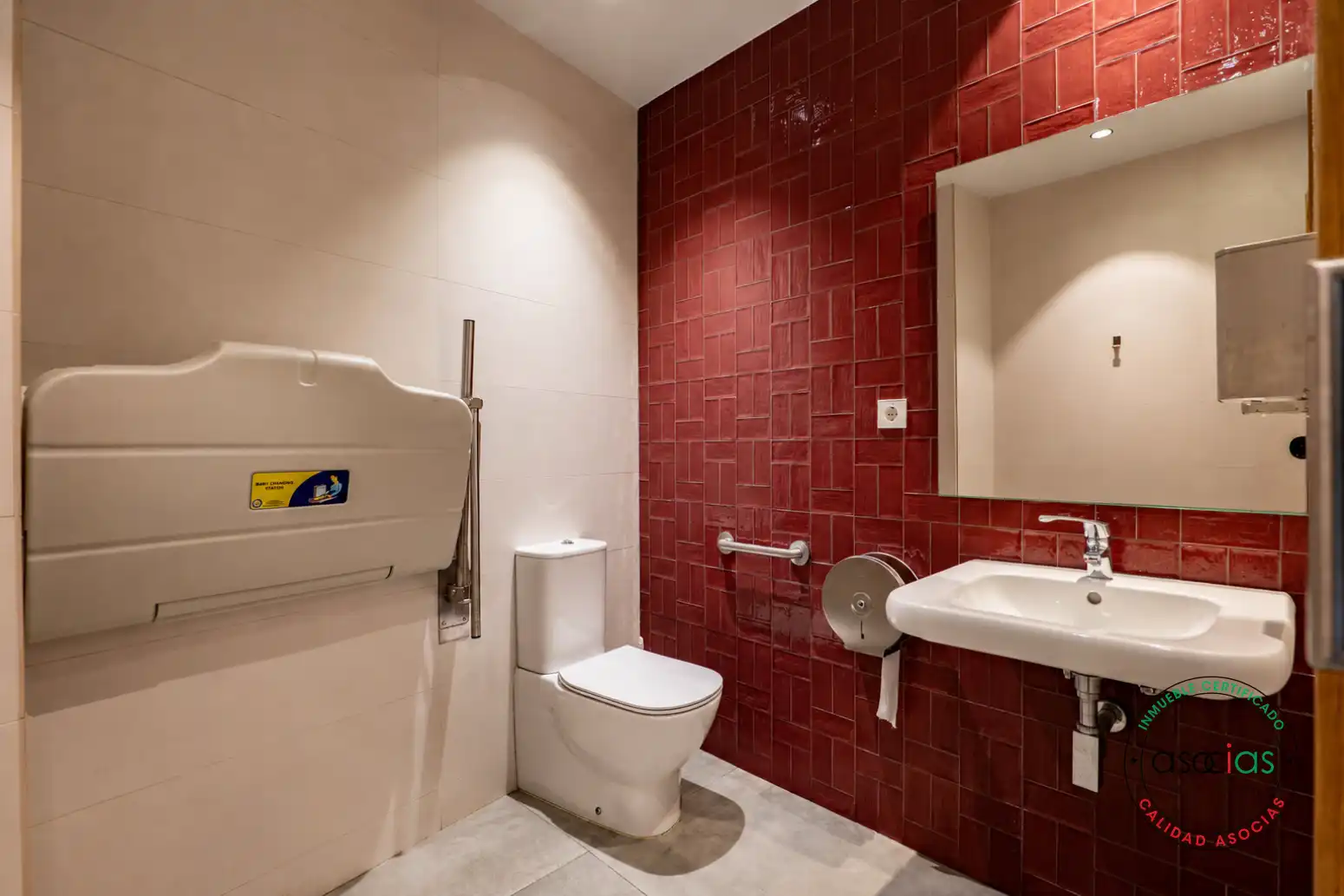 Badezimmer von Geschaftsraum zum Verkauf in Gijón 